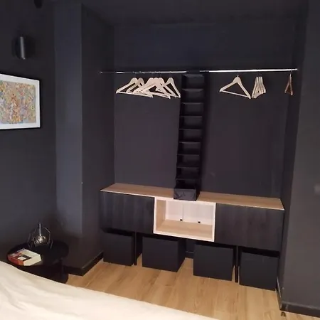 Bed & Breakfast La Cuevona De Gijon-cimadevilla *